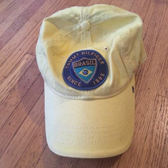 Tommy Hilfiger cap - Picture 2 of 2